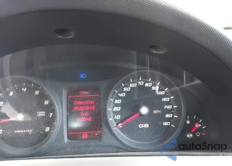 2009 Pontiac G8 z USA, uszkodzony, nr VIN 6G2ER57729L188101